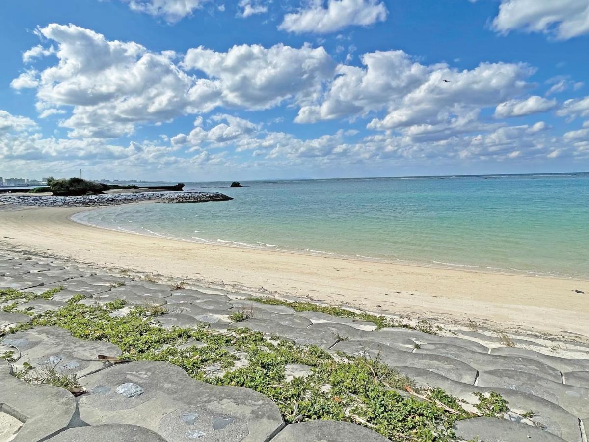 Terrace Resort Mihama Chatan Luaran gambar